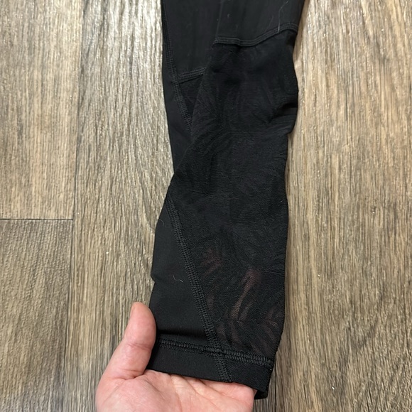 Victoria's Secret Yoga Pants - Picture 4 of 4